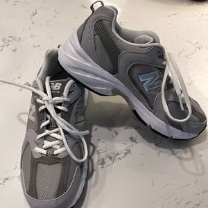 New Balance 530 (MR530SMG). Size is W8, M6.5.